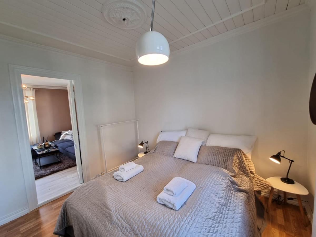 Modern And 2 Bedroom W/king Beds + Free Parking * Stavanger