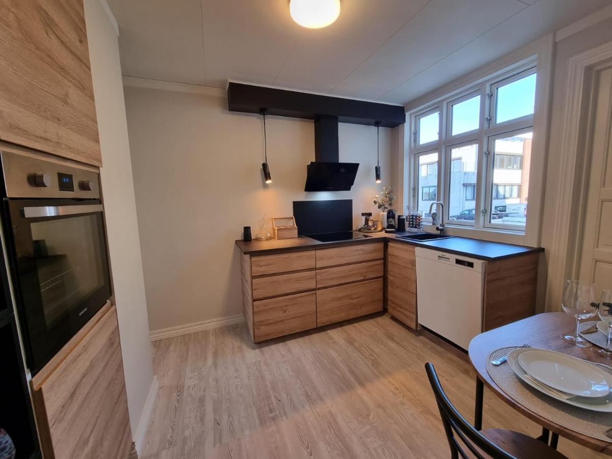Apartamento Modern And 2 Bedroom W/king Beds + Free Parking Stavanger